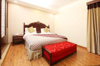 Oyo Premium Pitampura Otel Yeni Delhi Dış mekan fotoğraf