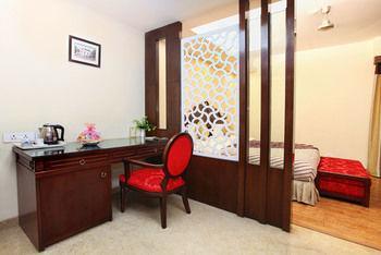 Oyo Premium Pitampura Otel Yeni Delhi Dış mekan fotoğraf